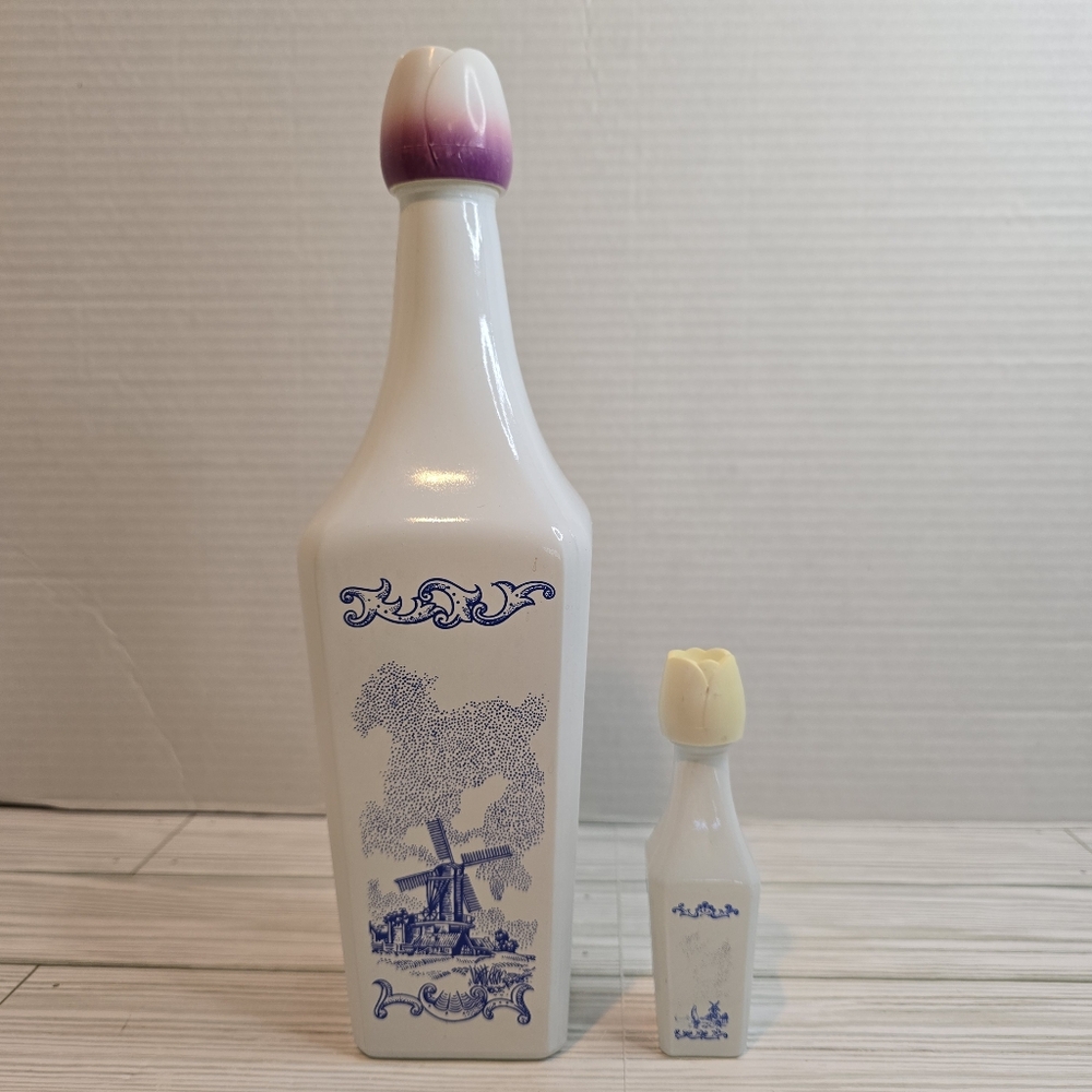 2 VTG Vandermint 1970s Liquor Bottles Tulip Caps Dutch Windmill Blue White